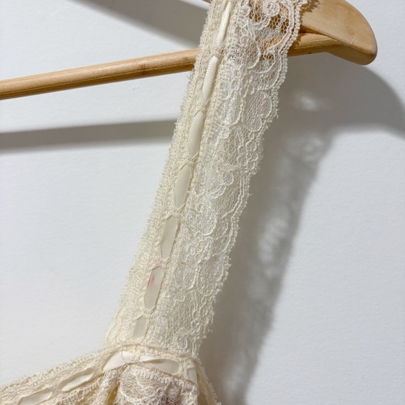 Betsey Johnson Vintage Y2K Candy Print 100% Silk Slip Dress Size 6 Babydoll - Picture 5 of 16